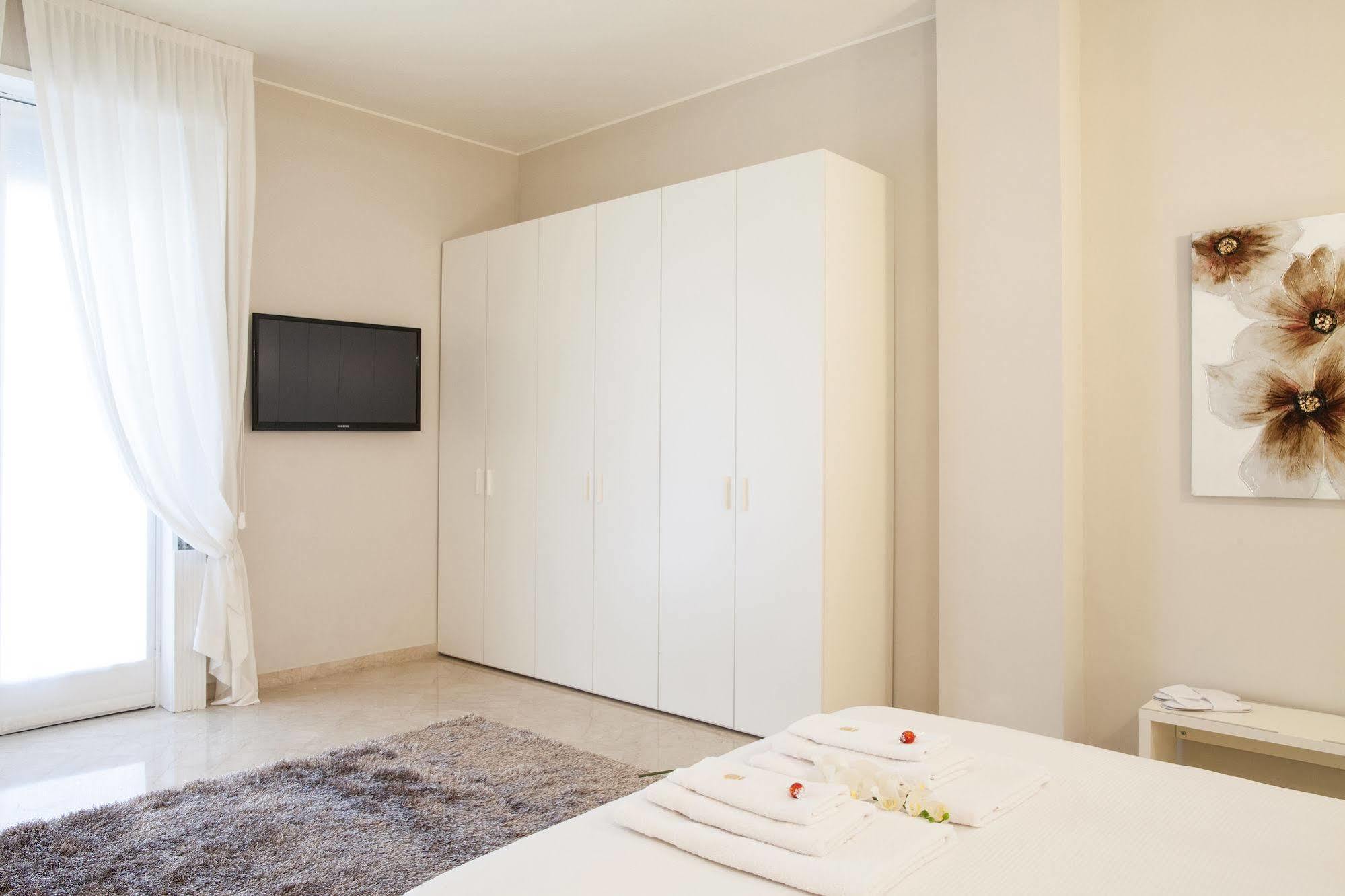 Milan Royal Suites Luaran gambar