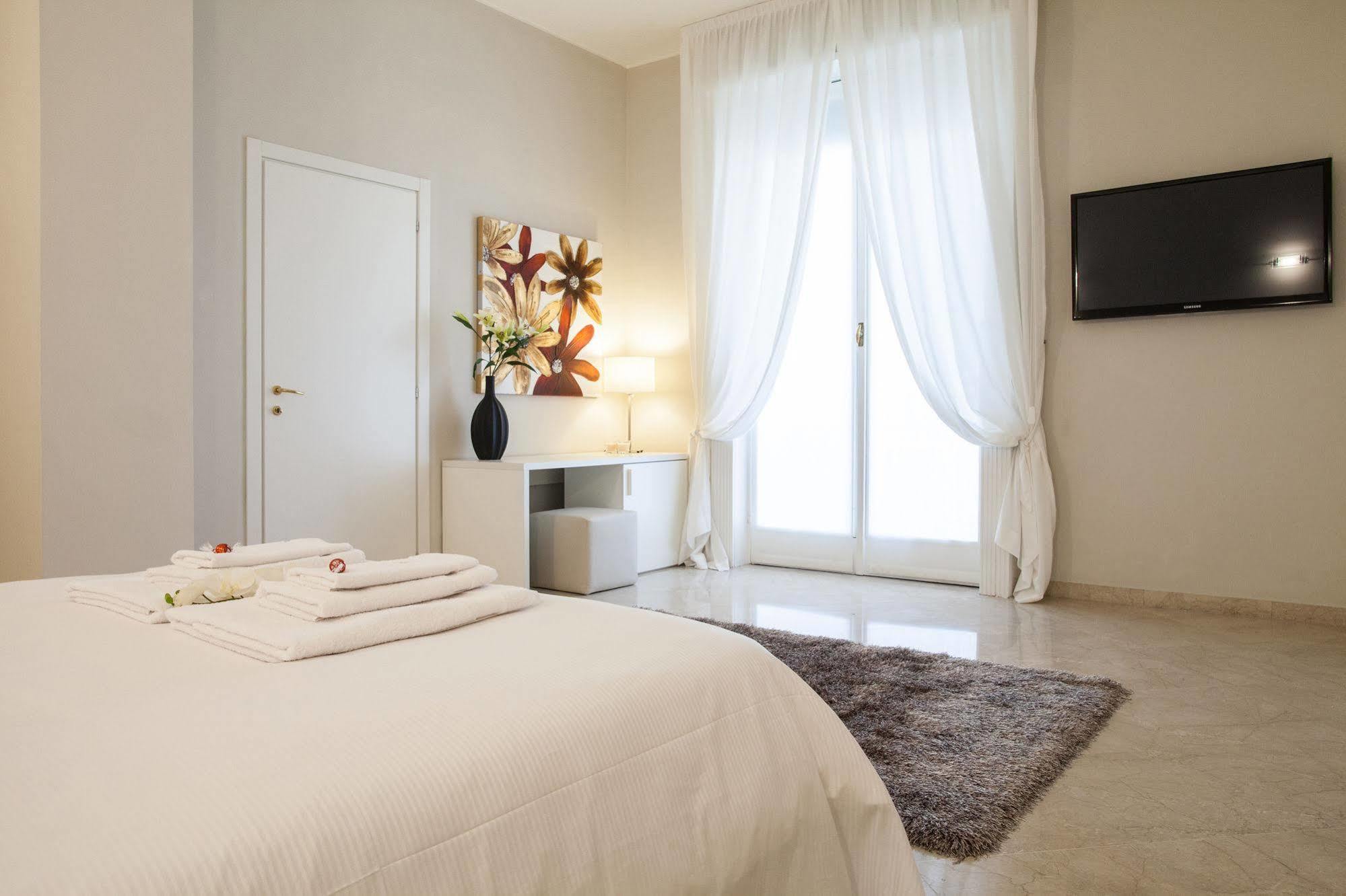 Milan Royal Suites Luaran gambar