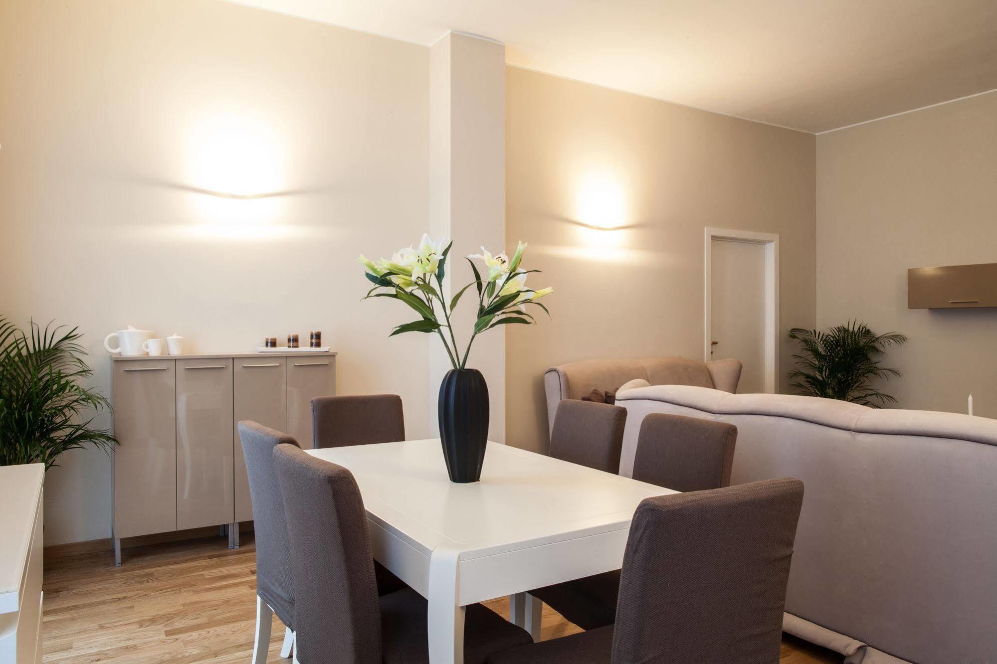 Milan Royal Suites Luaran gambar