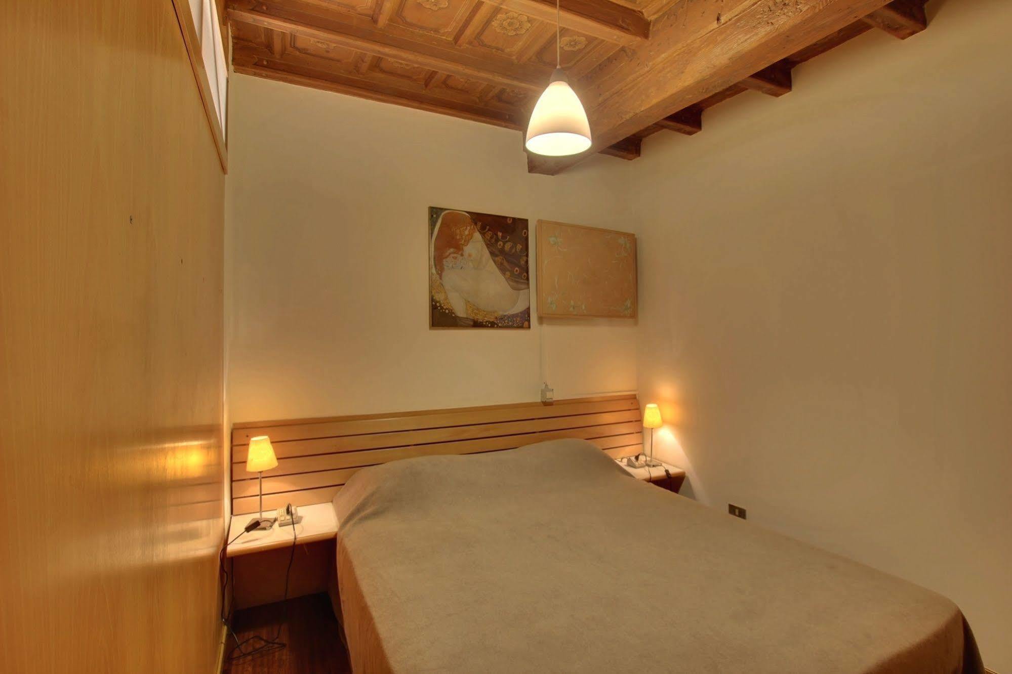 Milan Royal Suites Luaran gambar