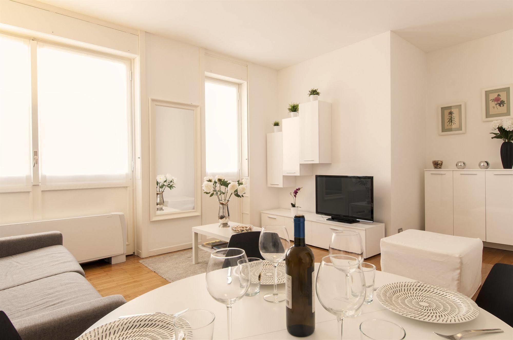 Milan Royal Suites Luaran gambar