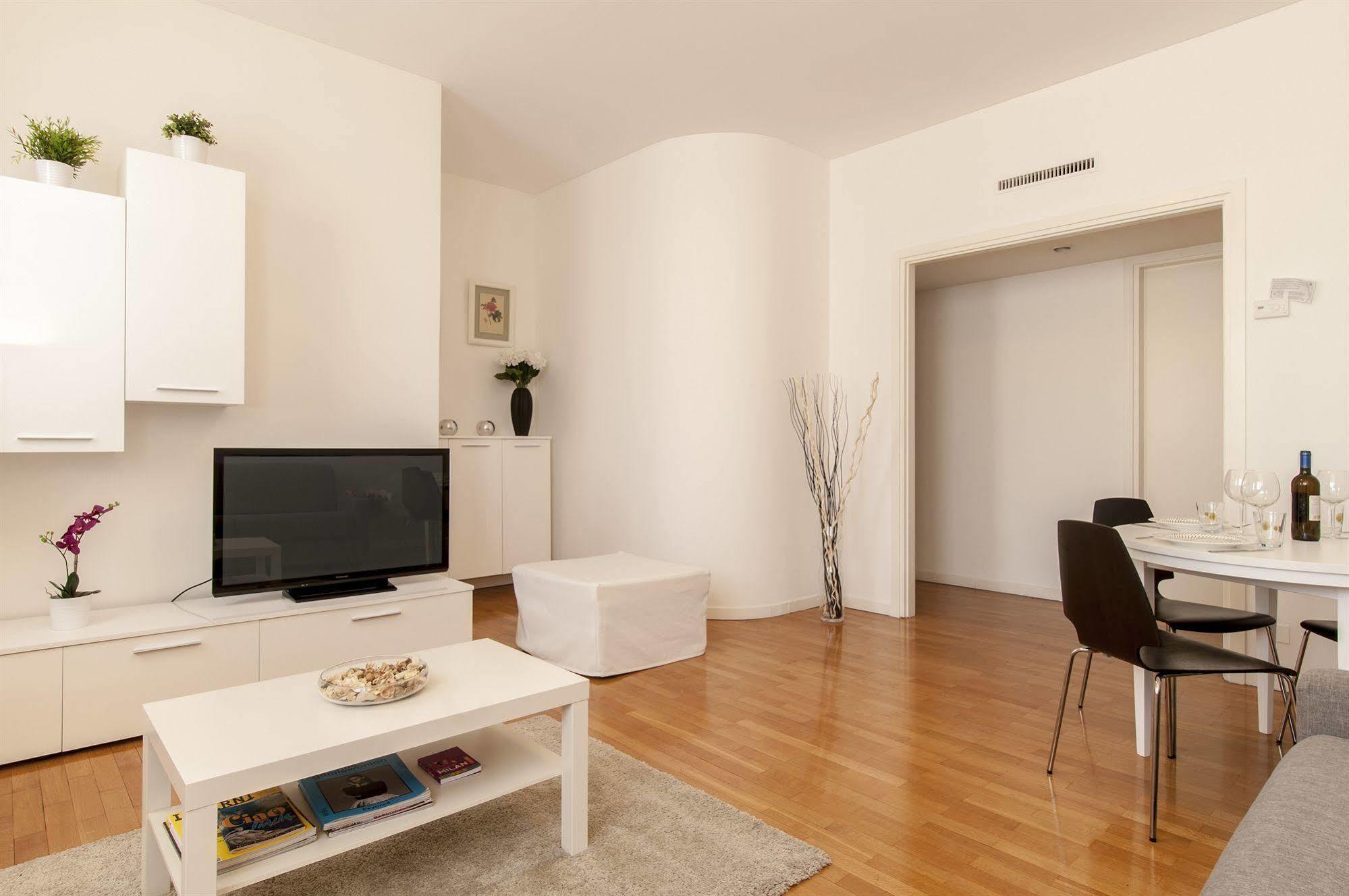 Milan Royal Suites Luaran gambar