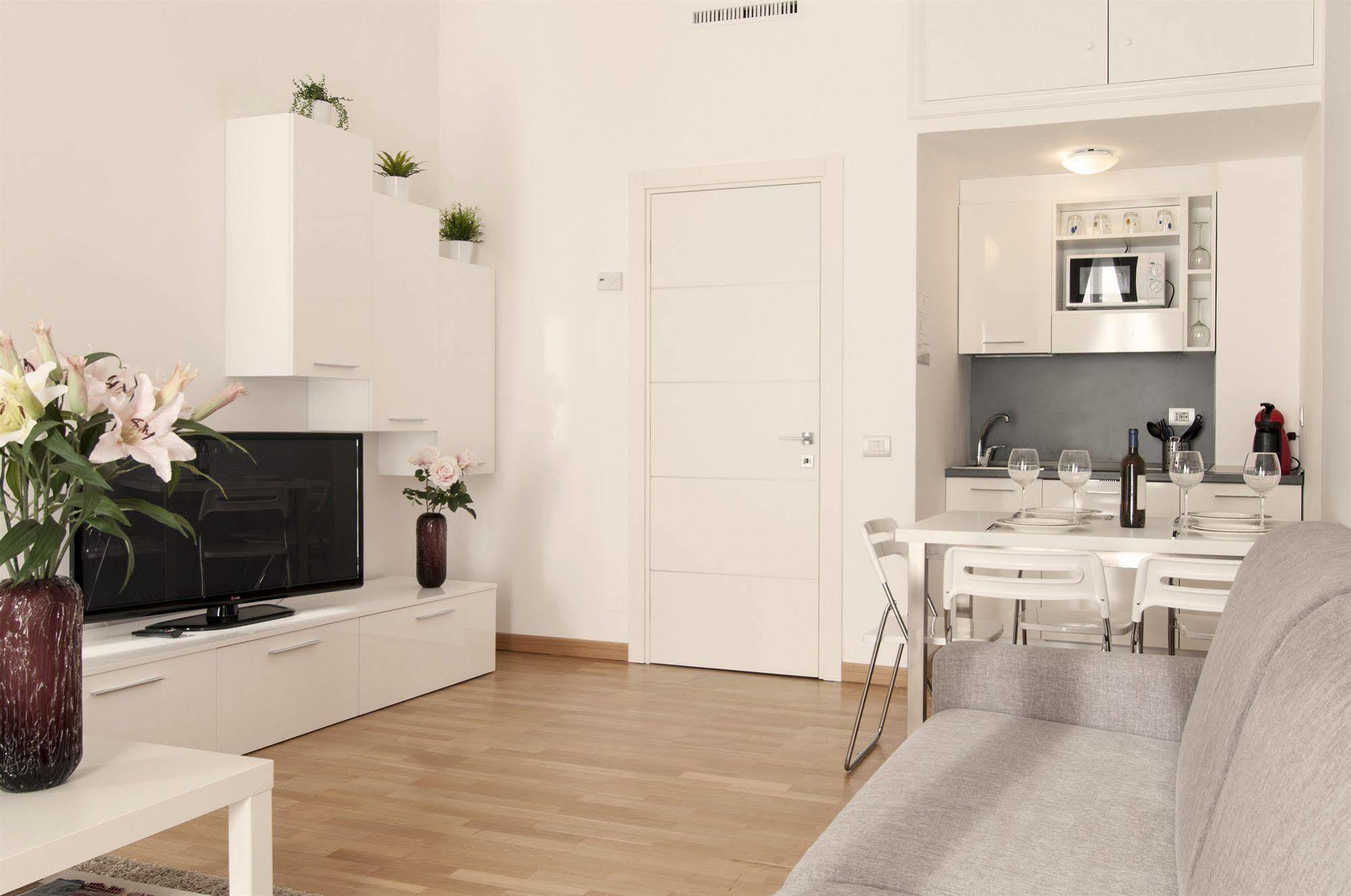 Milan Royal Suites Luaran gambar